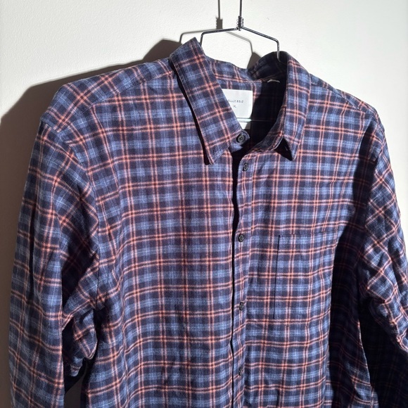 Billy Reid Standard Fit Cotton/Linen Button Down Shirt - Picture 2 of 8